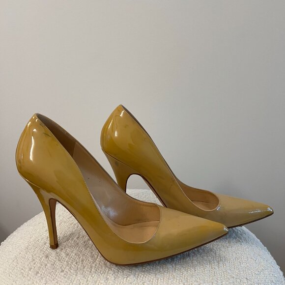 Kate Spade Nude Patent Pointed Toe Pumps - US 7.5 - Picture 2 of 6